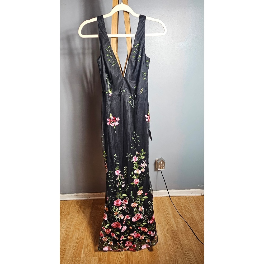 Lulus Floral Embroidered Maxi Dress Black Mesh V-Neck Sleeveless Gown XS NEW